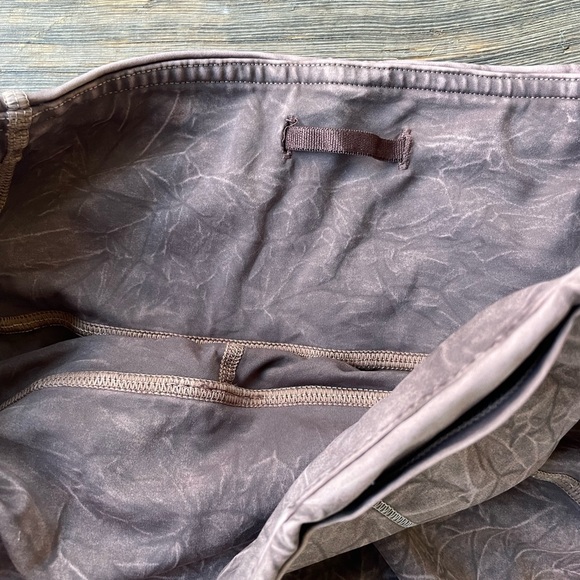 Lululemon Fast & Free “Ice Dye” 8 Leggings Bundle - Picture 5 of 13